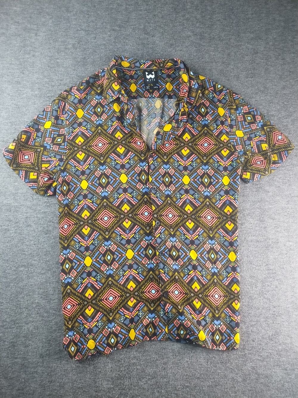 WXYZ Geometric Tribal Shaped Button Down Shirt Size L